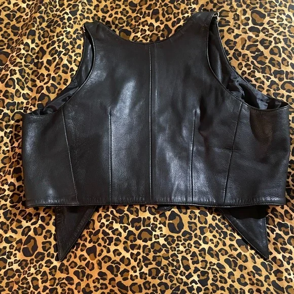 Studded leather vest ❤️ - Picture 3 of 4